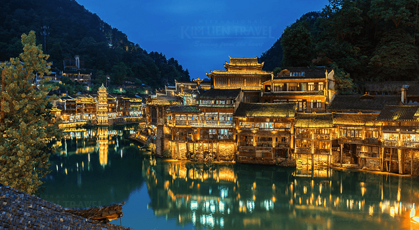 tour phượng hoàng cổ trấn bay thẳng từ tphcm